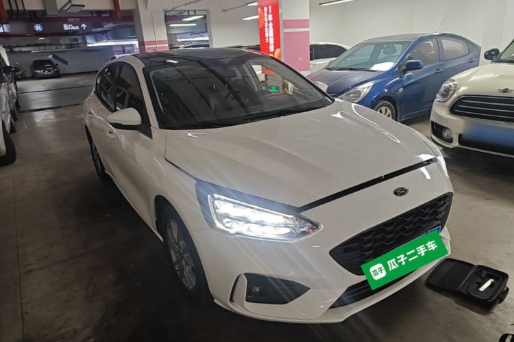 Used Ford Focus 2021 Hatchback EcoBoost 180 Automatic Titanium Edition Front Right 45 Deg