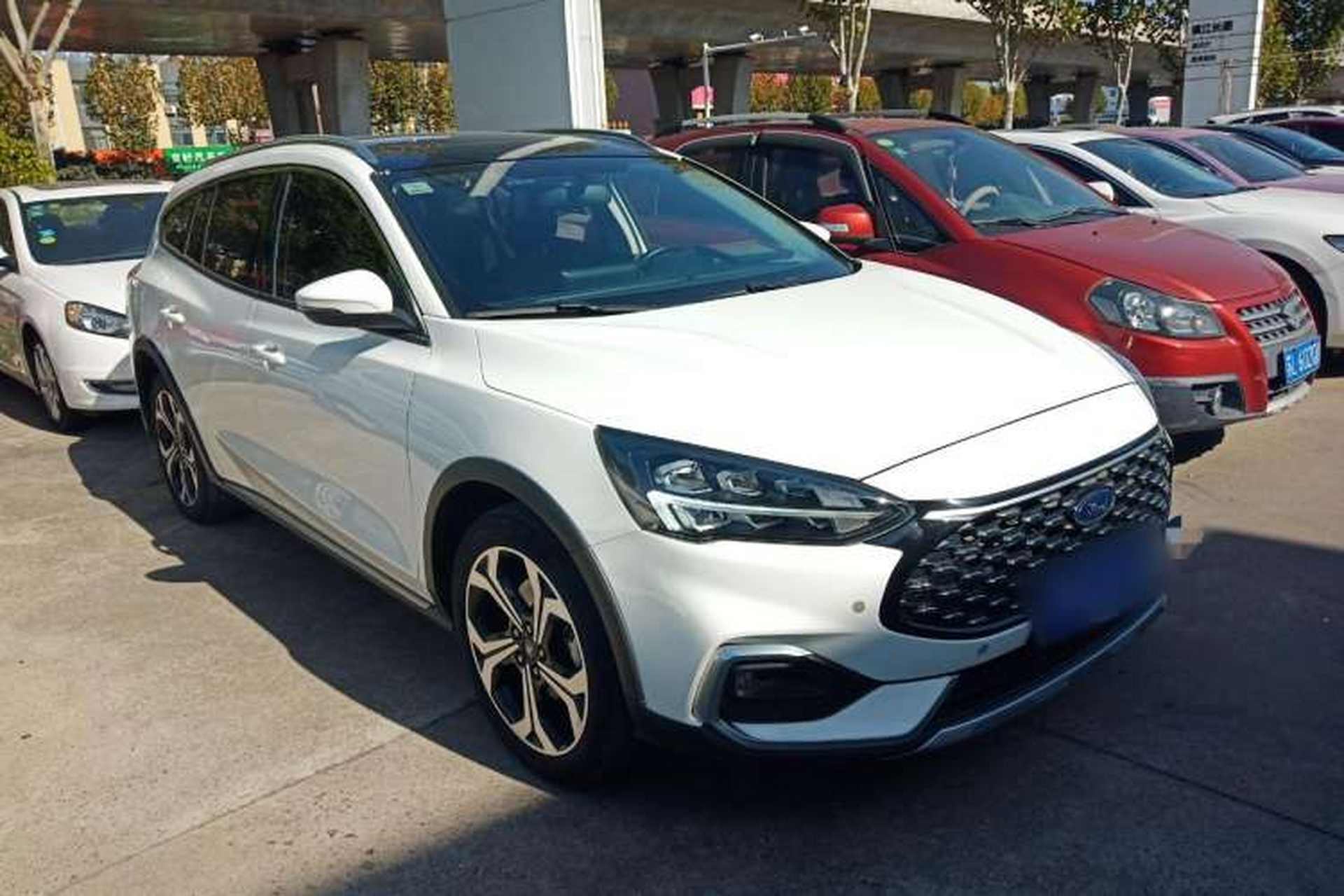 Used Ford Focus 2021 EcoBoost 180 Automatic Hunter Edition Front Right 45 Deg