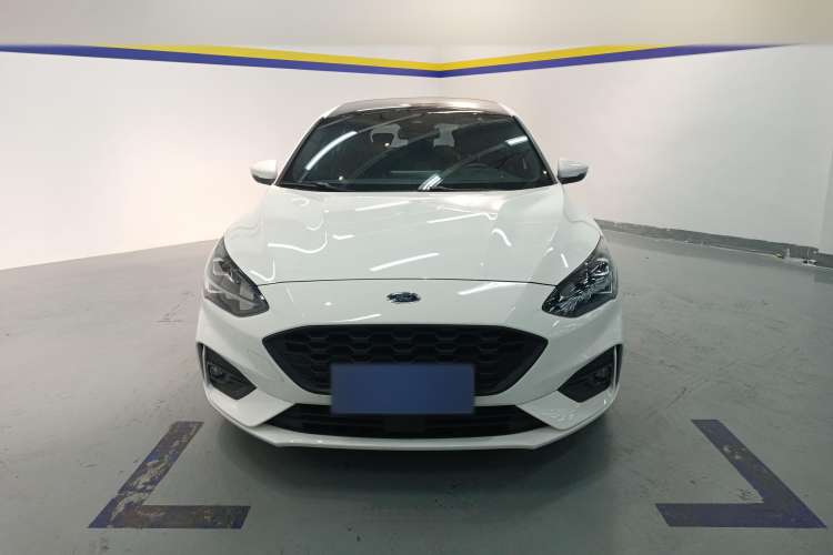Used Ford Focus 2021 Hatchback EcoBoost 180 Automatic ST Line Front
