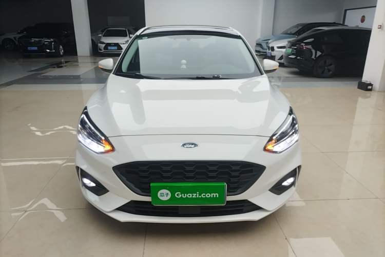 Used Ford Focus 2021 Hatchback EcoBoost 180 Automatic Titanium Edition Front