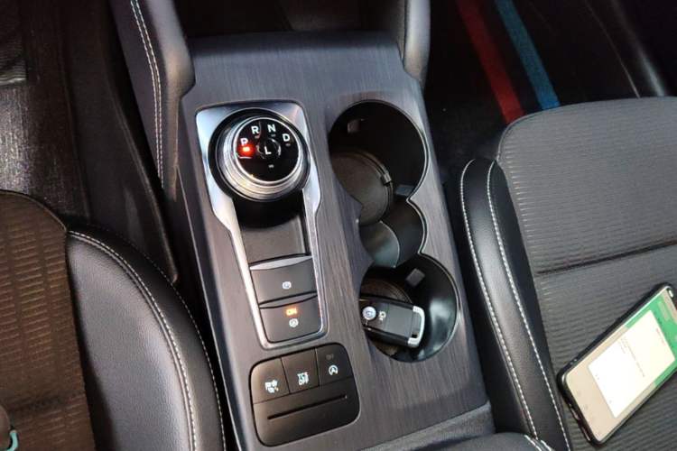 Used Ford Focus 2021 Hatchback EcoBoost 180 Automatic Titanium Edition Gear Lever