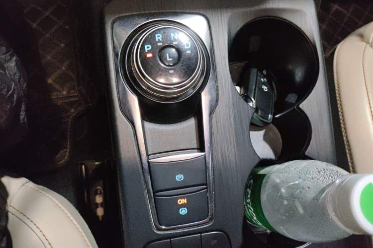 Used Ford Focus 2021 Sedan EcoBoost 180 Automatic Trendy Model Gear Lever