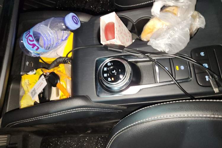 Used Ford Focus 2021 Hatchback EcoBoost 180 Automatic Titanium Edition Gear Lever