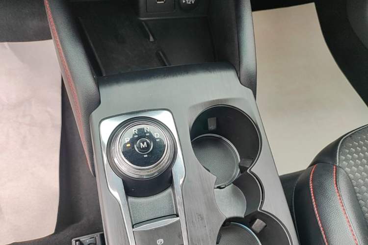 Used Ford Focus 2021 Sedan EcoBoost 180 Automatic ST Line Gear Lever