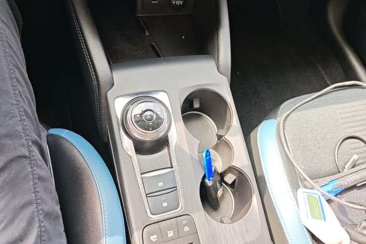 Used Ford Focus 2021 EcoBoost 180 Automatic Hunter Edition Gear Lever