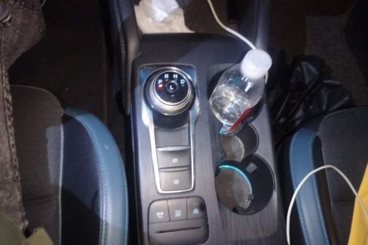 Used Ford Focus 2021 EcoBoost 180 Automatic Hunter Edition Gear Lever