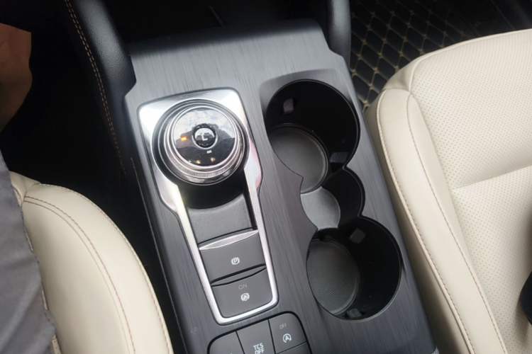 Used Ford Focus 2021 Sedan EcoBoost 180 Automatic Trendy Model Gear Lever