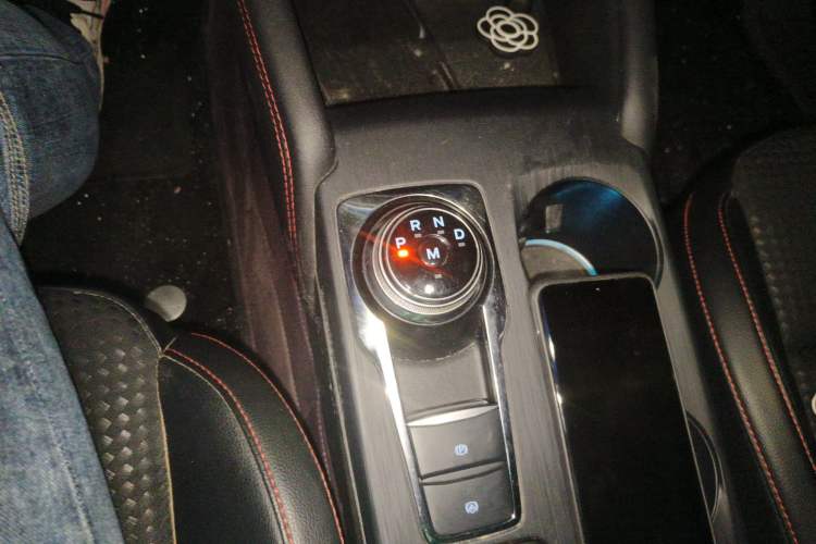 Used Ford Focus 2021 Sedan EcoBoost 180 Automatic ST Line Gear Lever