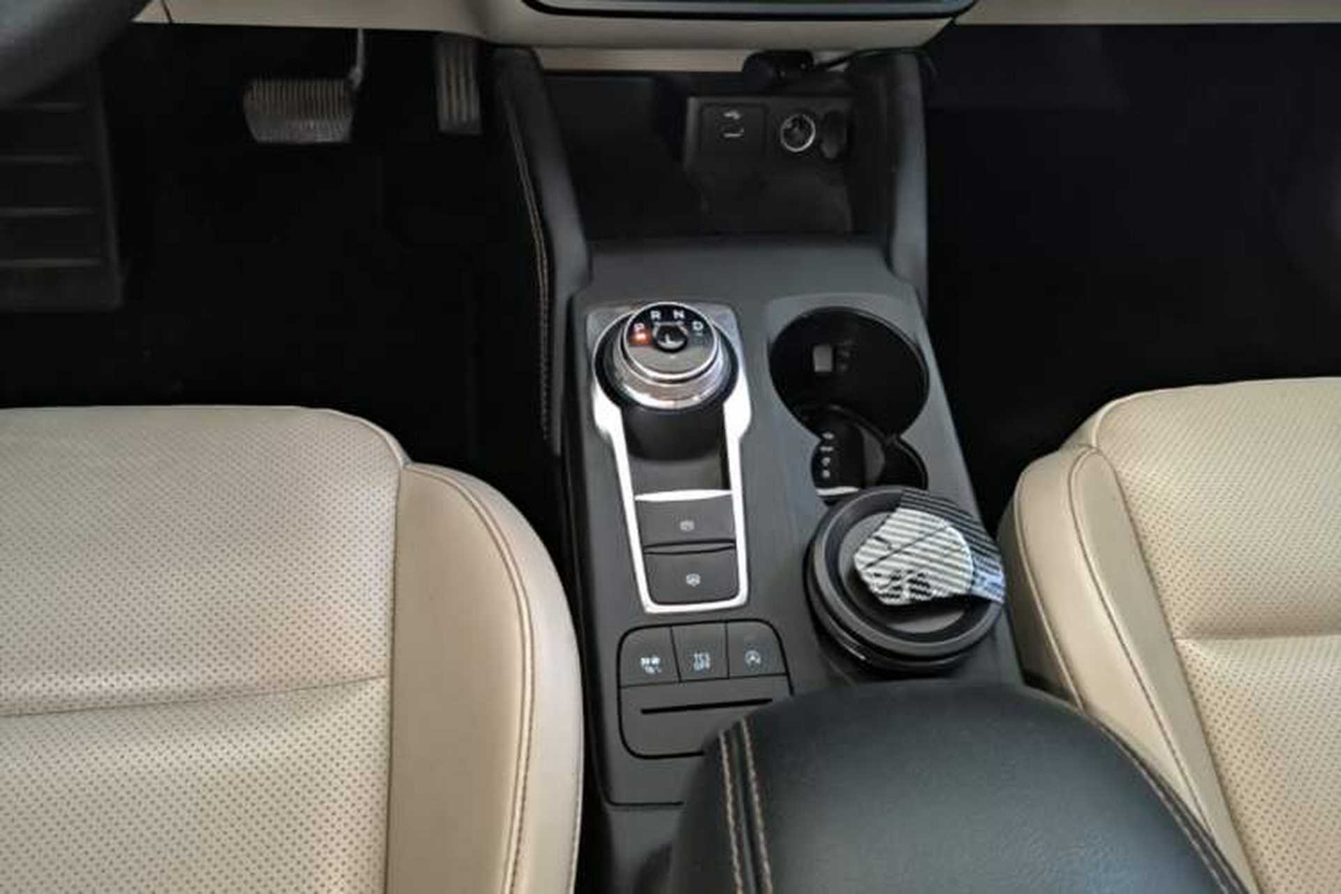 Used Ford Focus 2021 Sedan EcoBoost 180 Automatic Trendy Model Gear Lever