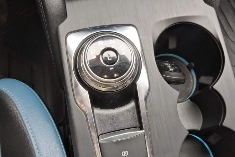 Used Ford Focus 2021 EcoBoost 180 Automatic Hunter Edition Gear Lever