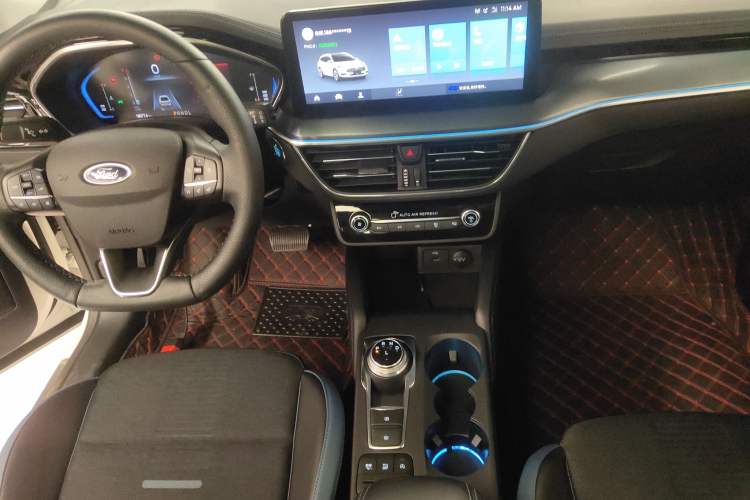 Used Ford Focus 2021 EcoBoost 180 Automatic Hunter Edition Gear Lever
