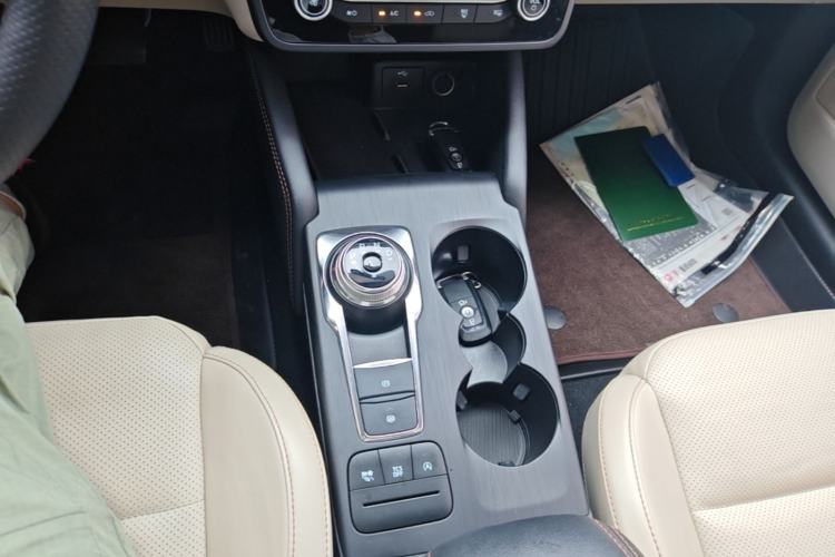 Used Ford Focus 2021 Sedan EcoBoost 180 Automatic Trendy Model Gear Lever