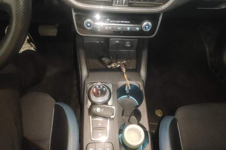 Used Ford Focus 2021 EcoBoost 180 Automatic Hunter Edition Gear Lever