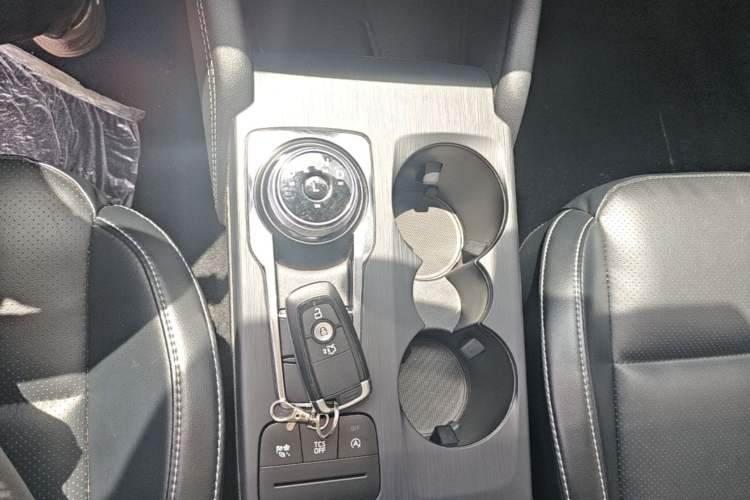 Used Ford Focus 2021 Sedan EcoBoost 180 Automatic Trendy Model Gear Lever
