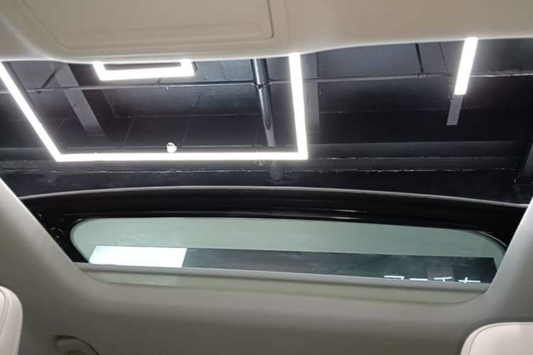 Used Ford Focus 2021 Sedan EcoBoost 180 Automatic Trendy Model Headliner