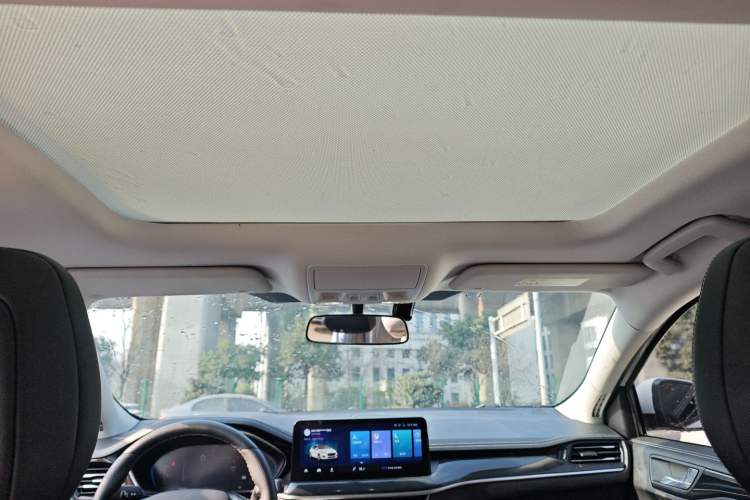 Used Ford Focus 2021 Hatchback EcoBoost 180 Automatic Titanium Edition Headliner