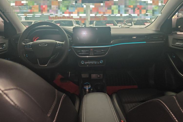 Used Ford Focus 2021 Hatchback EcoBoost 180 Automatic Titanium Edition Interior 3