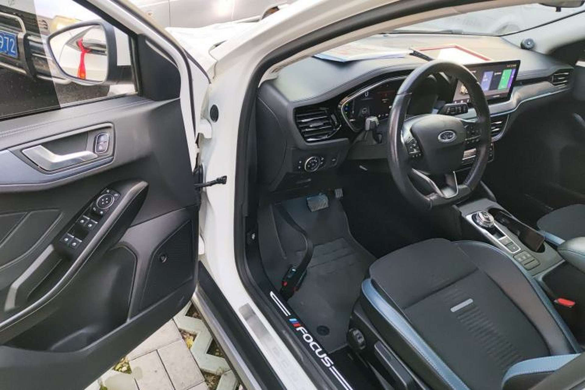 Used Ford Focus 2021 EcoBoost 180 Automatic Hunter Edition Interior 3