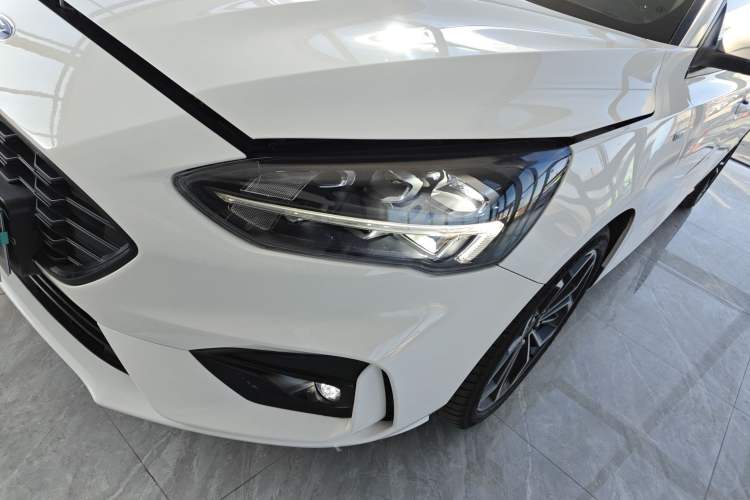 Used Ford Focus 2021 Sedan EcoBoost 180 Automatic ST Line Left Front Headlight