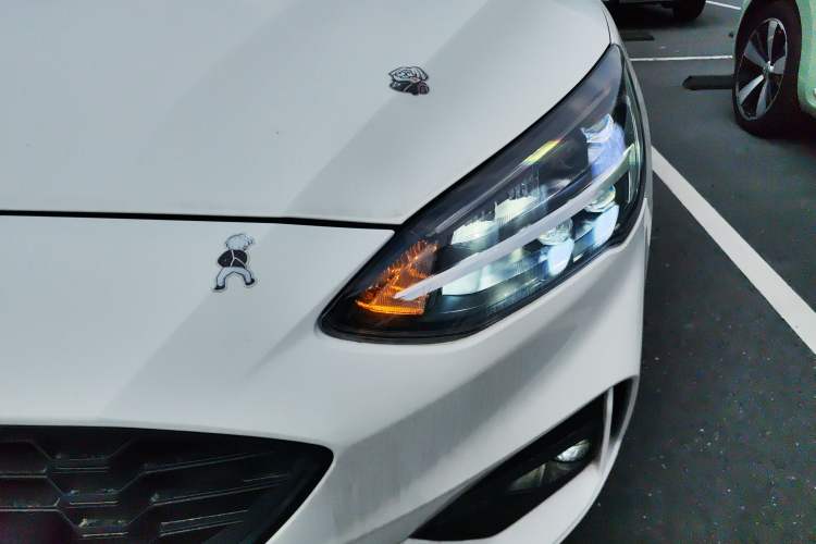 Used Ford Focus 2021 Hatchback EcoBoost 180 Automatic Titanium Edition Left Front Headlight