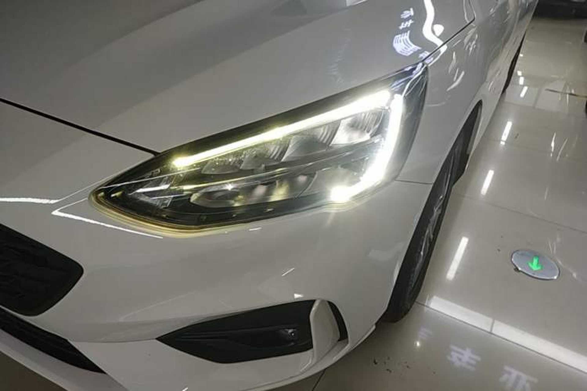 Used Ford Focus 2021 Hatchback EcoBoost 180 Automatic Titanium Edition Left Front Headlight