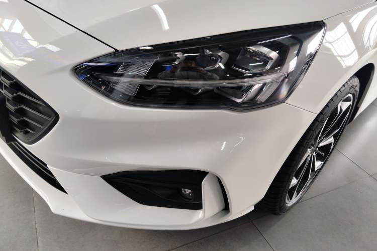 Used Ford Focus 2021 Sedan EcoBoost 180 Automatic ST Line Left Front Headlight
