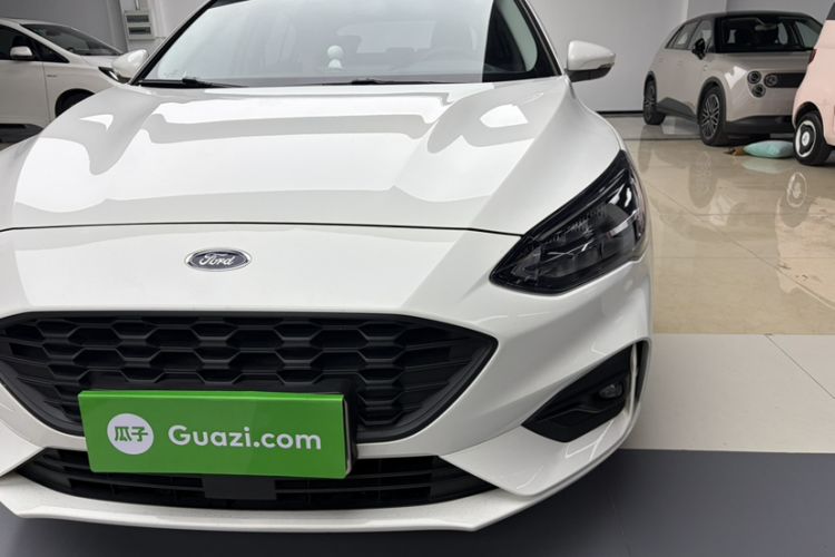 Used Ford Focus 2021 Hatchback EcoBoost 180 Automatic Titanium Edition Left Front Headlight