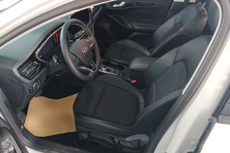 Used Ford Focus 2021 Hatchback EcoBoost 180 Automatic Titanium Edition Left Front Seat