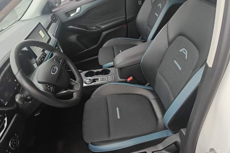 Used Ford Focus 2021 EcoBoost 180 Automatic Hunter Edition Left Front Seat