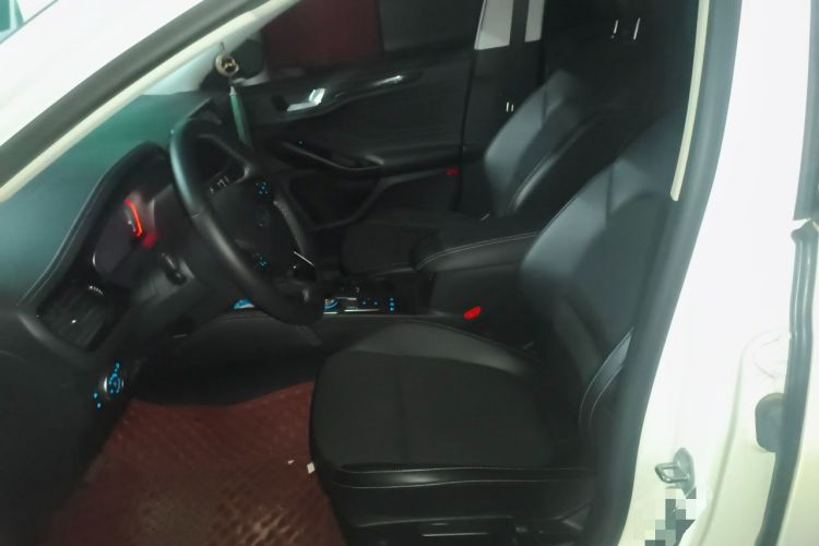 Used Ford Focus 2021 Hatchback EcoBoost 180 Automatic Titanium Edition Left Front Seat