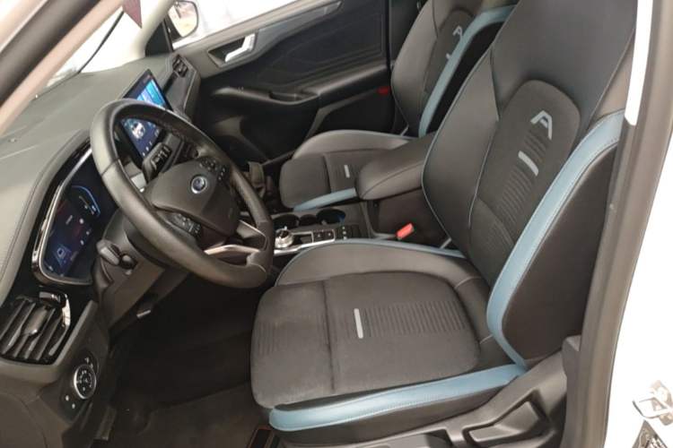 Used Ford Focus 2021 EcoBoost 180 Automatic Hunter Edition Left Front Seat