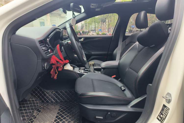 Used Ford Focus 2021 Sedan EcoBoost 180 Automatic ST Line Left Front Seat