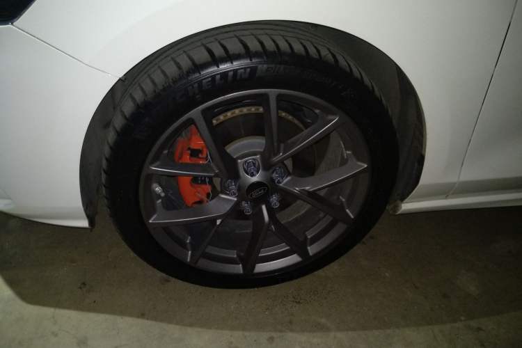 Used Ford Focus 2021 Hatchback EcoBoost 180 Automatic ST Line Left Front Wheel Hub