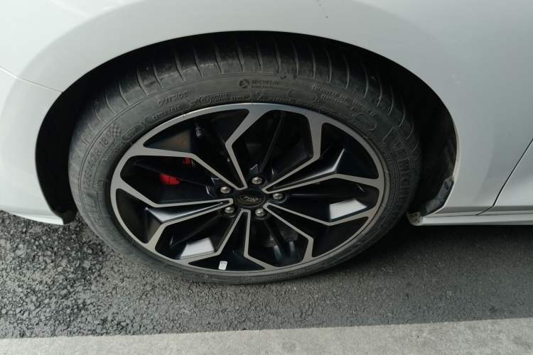 Used Ford Focus 2021 Hatchback EcoBoost 180 Automatic ST Line Left Front Wheel Hub