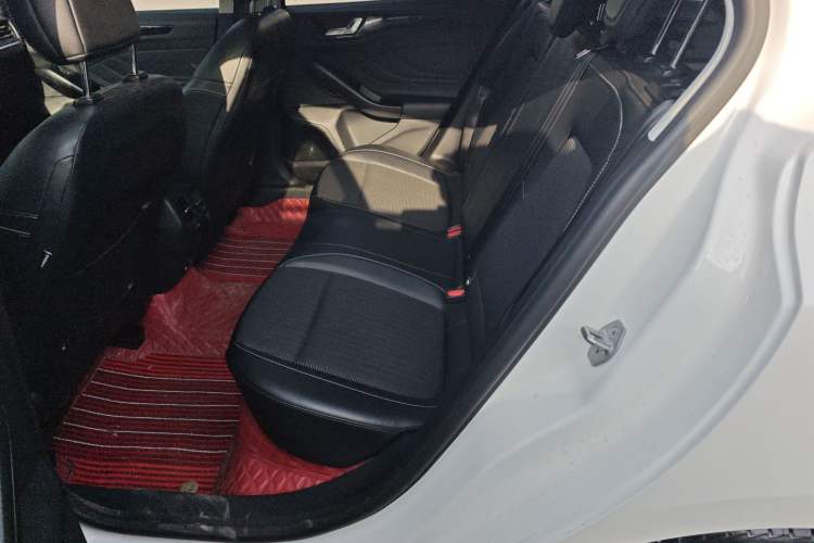 Used Ford Focus 2021 Hatchback EcoBoost 180 Automatic Titanium Edition Left Rear Seat