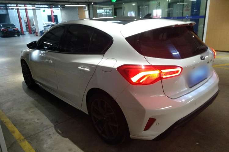 Used Ford Focus 2021 Hatchback EcoBoost 180 Automatic ST Line Left Side