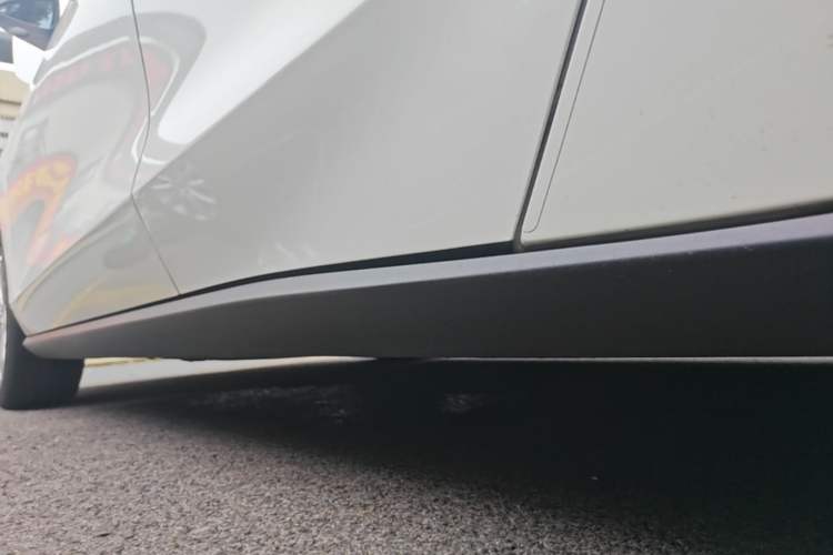 Used Ford Focus 2021 Sedan EcoBoost 180 Automatic Trendy Model Left Side Sill