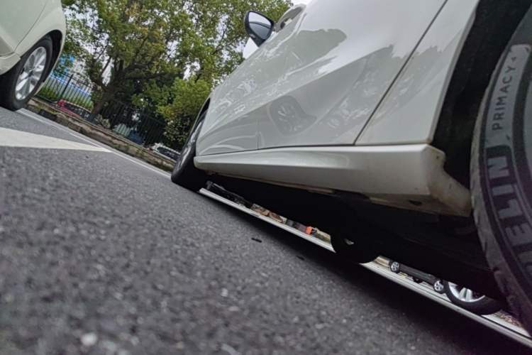Used Ford Focus 2021 Hatchback EcoBoost 180 Automatic Titanium Edition Left Side Sill