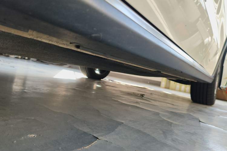 Used Ford Focus 2021 EcoBoost 180 Automatic Hunter Edition Left Side Sill