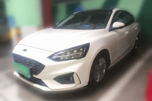 Used Ford Focus 2021 Hatchback EcoBoost 180 Automatic Titanium Edition