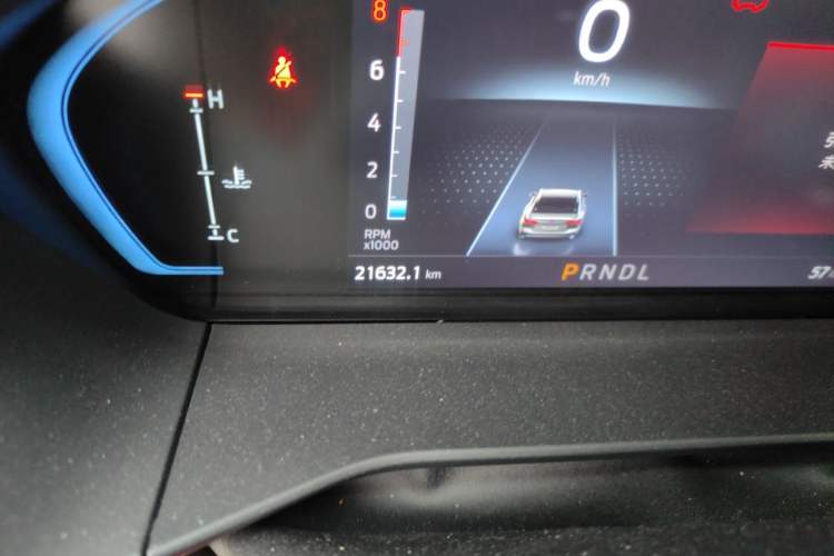 Used Ford Focus 2021 Hatchback EcoBoost 180 Automatic Titanium Edition Odometer Close Up