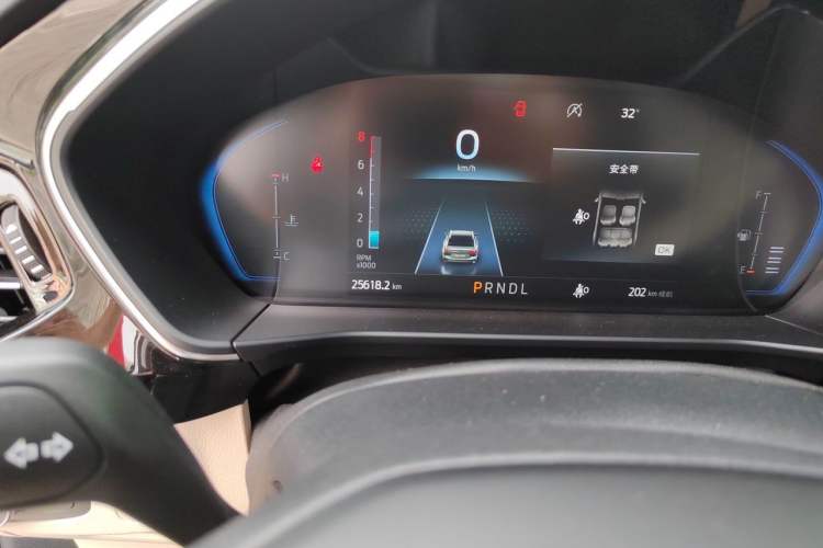 Used Ford Focus 2021 Sedan EcoBoost 180 Automatic Trendy Model Odometer Close Up