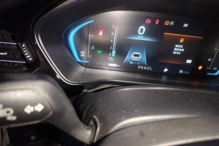 Used Ford Focus 2021 EcoBoost 180 Automatic Hunter Edition Odometer Close Up