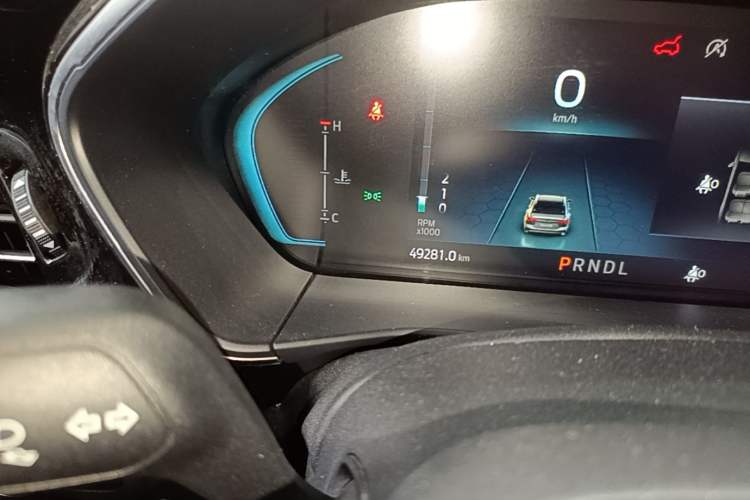 Used Ford Focus 2021 Hatchback EcoBoost 180 Automatic Titanium Edition Odometer Close Up