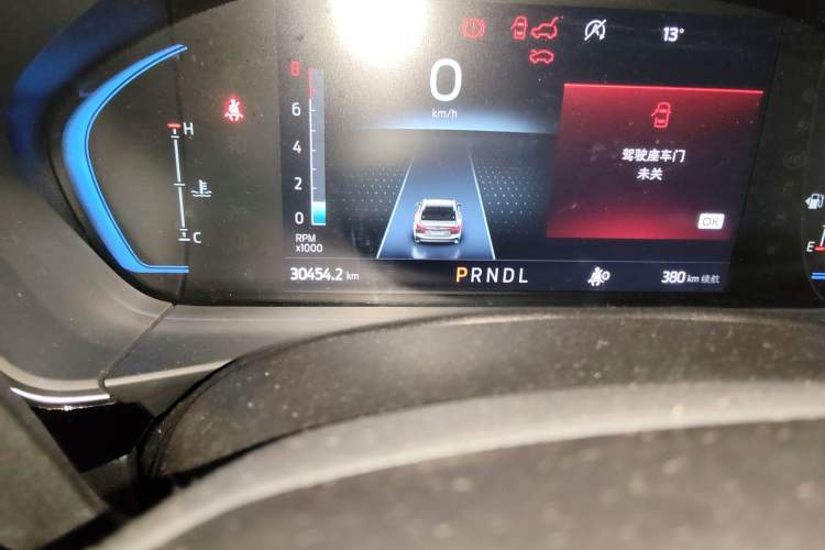 Used Ford Focus 2021 EcoBoost 180 Automatic Hunter Edition Odometer Close Up