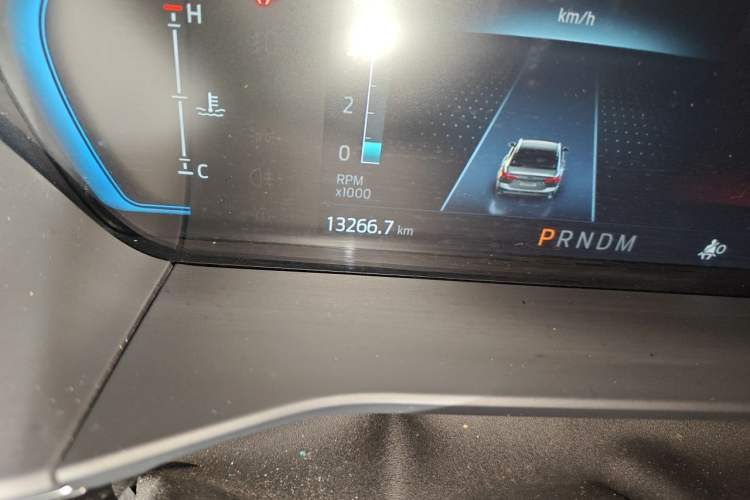 Used Ford Focus 2021 Hatchback EcoBoost 180 Automatic ST Line Odometer Close Up