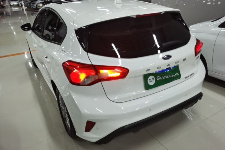 Used Ford Focus 2021 Hatchback EcoBoost 180 Automatic Titanium Edition Rear Left 45 Deg