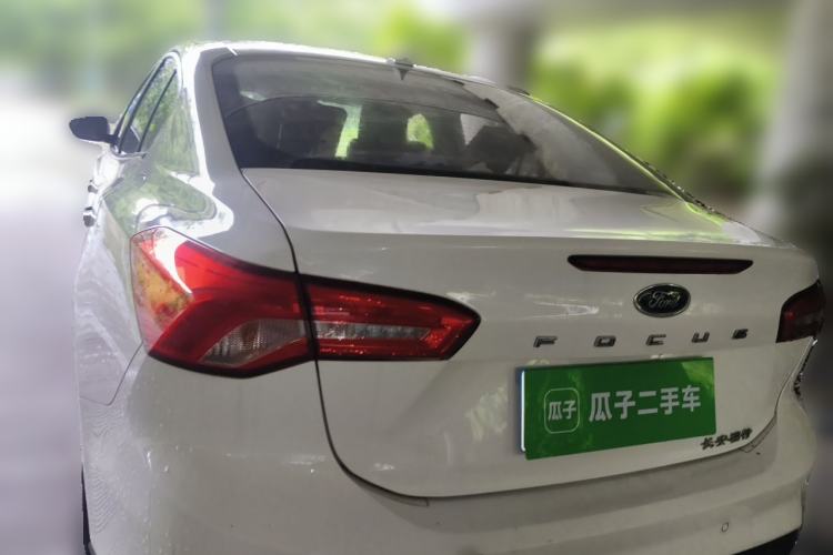 Used Ford Focus 2021 Sedan 1.5L Automatic Sharp Edition Rear Right 45 Deg