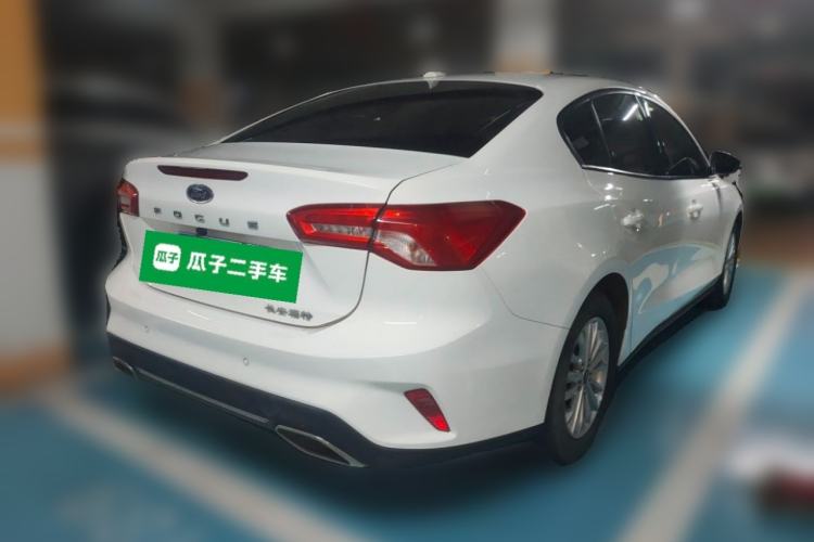 Used Ford Focus 2021 Sedan 1.5L Automatic Sharp Edition Rear Right 45 Deg