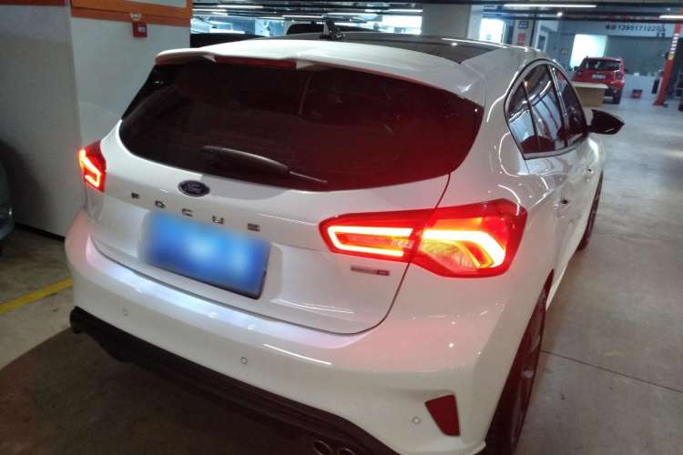 Used Ford Focus 2021 Hatchback EcoBoost 180 Automatic ST Line Rear Right 45 Deg